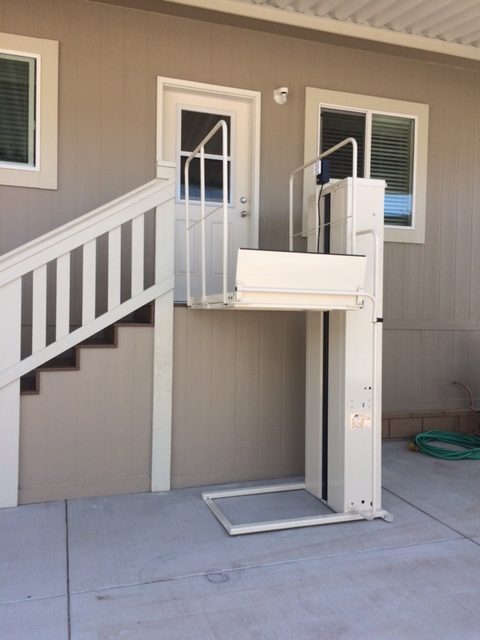 Phoenix Wheelchair Lift Macs PL-72